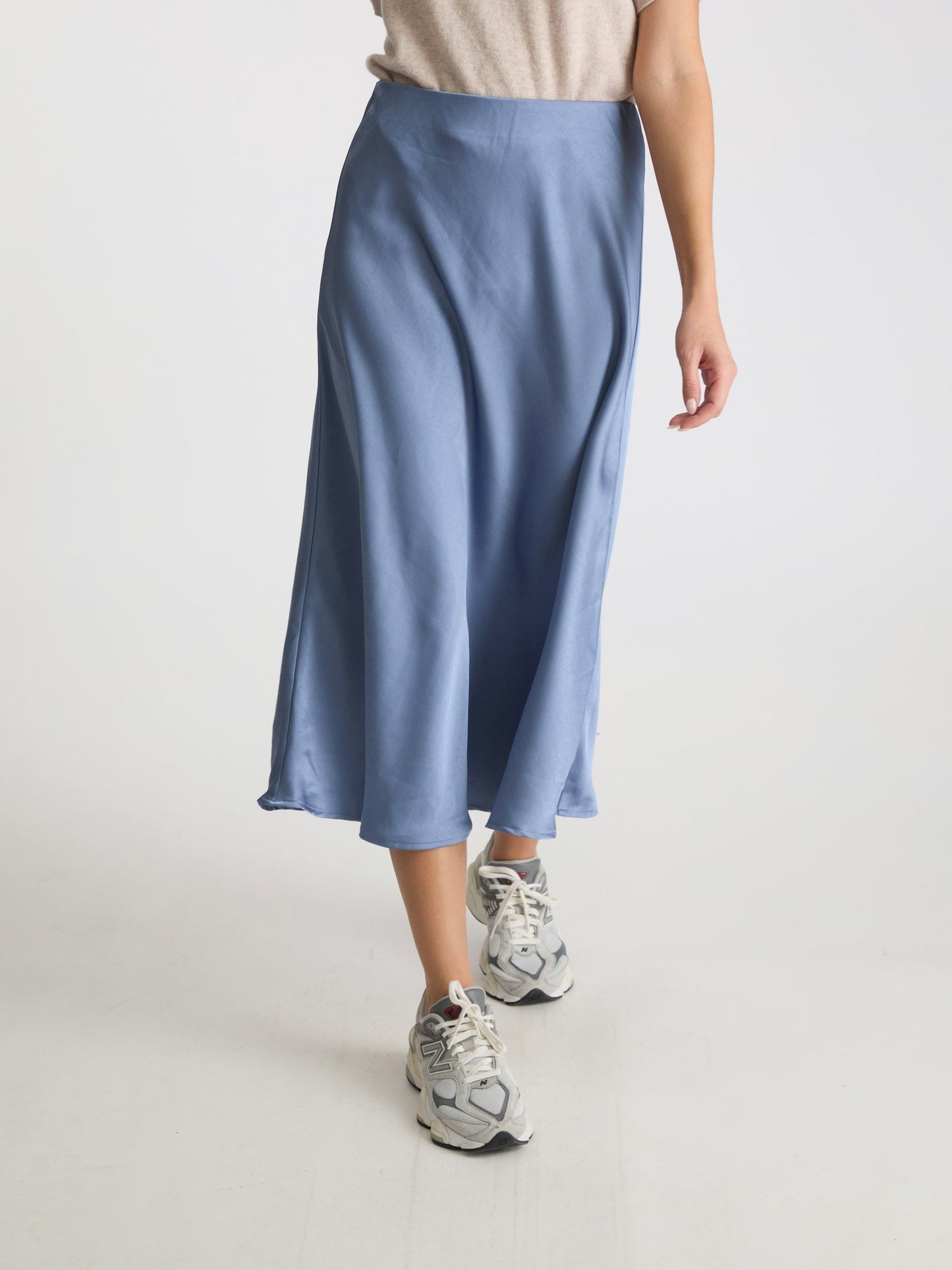 Neo Noir Bovary skirt