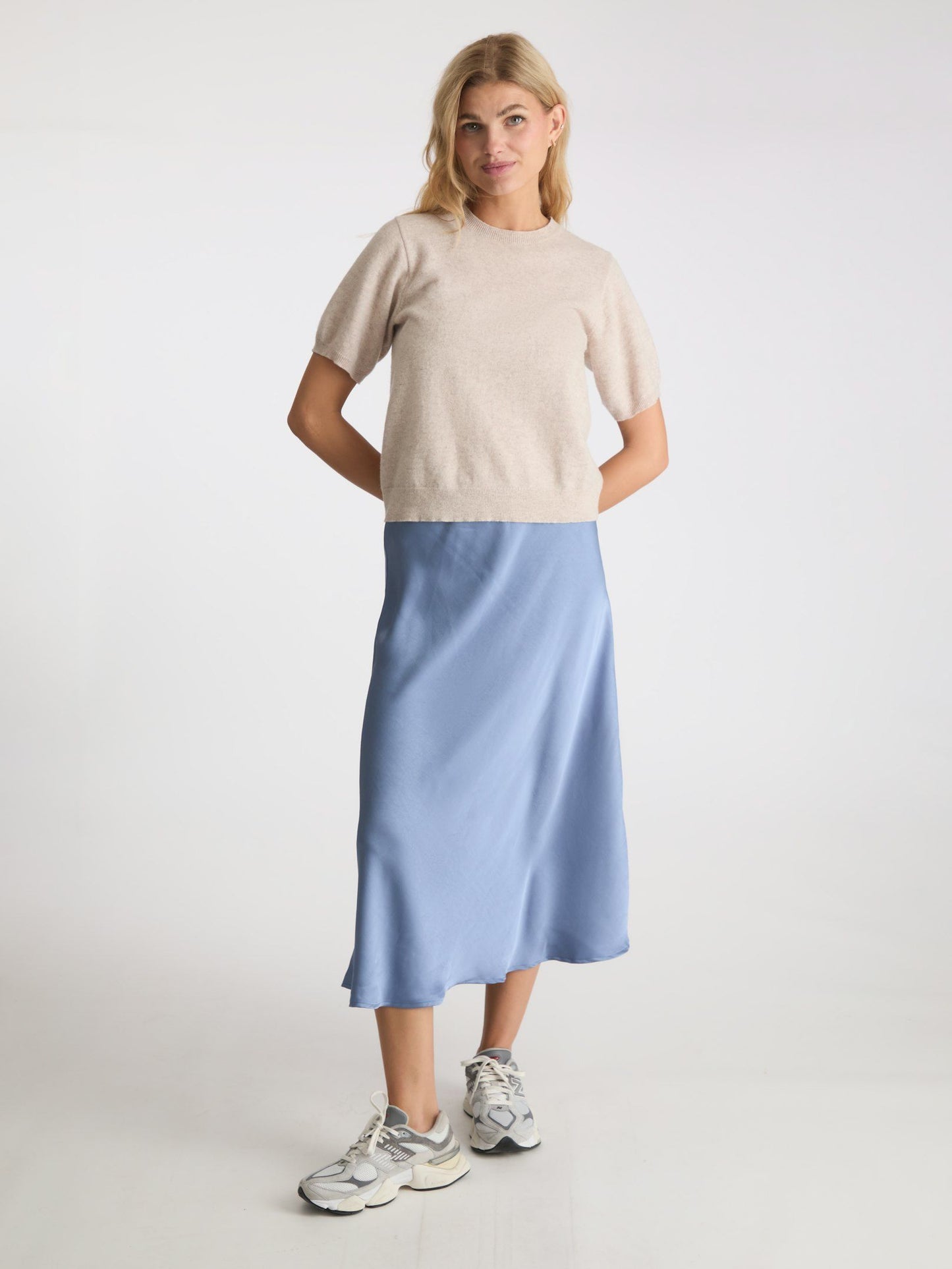 Neo Noir Bovary skirt