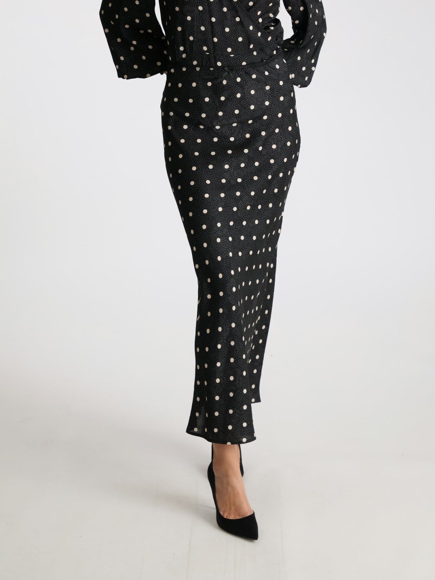 Neo Noir lola retro dot long skirt