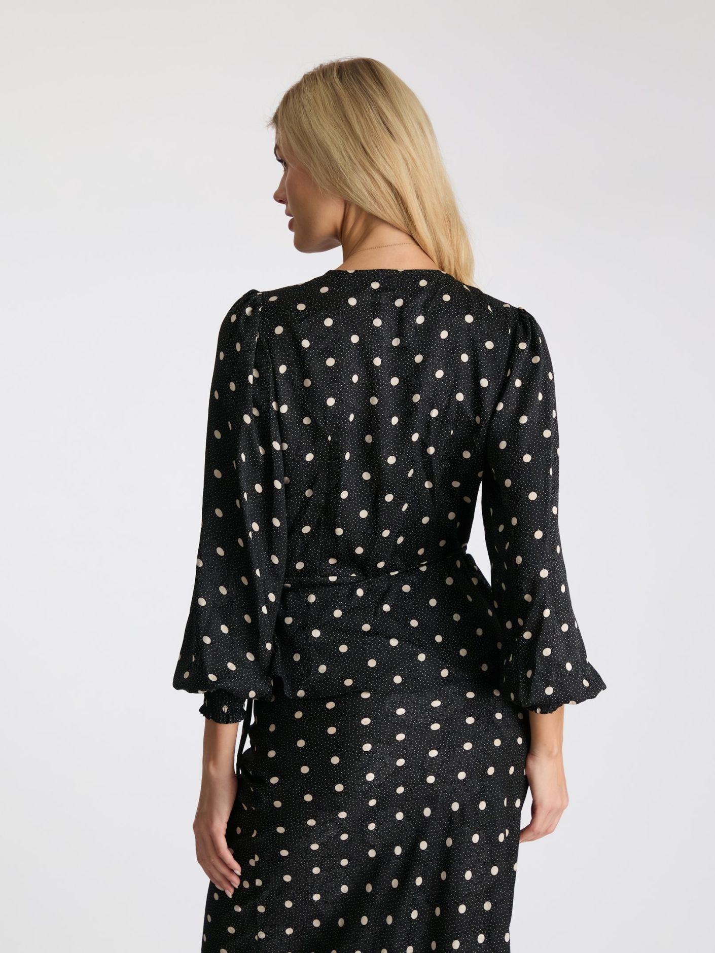 Neo Noir Merry retro dot blouse